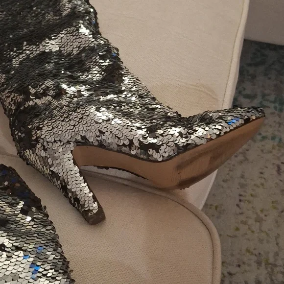 Black & silver sequins boots worn once - Picture 3 of 4